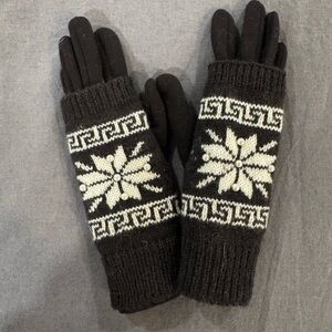 Black Fleece Gloves